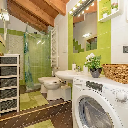 Appartement Milanogorla-metro 50mt-duomo A 15 Minuti Milaan