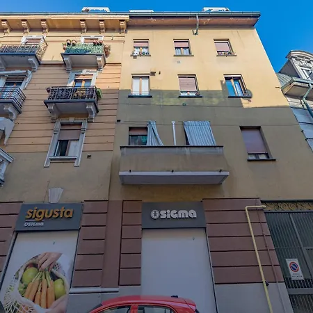 Appartement Milanogorla-metro 50mt-duomo A 15 Minuti Milaan